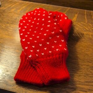 Xhilaration Red and White Heart Mittens